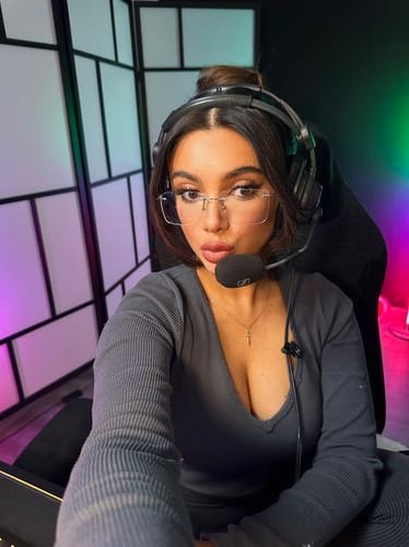 Julia Bayonetta OnlyFans zdarma 18