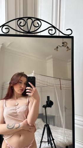 Madelaine Rousset OnlyFans zdarma 1